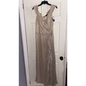 NWT* XSCAPE gown.